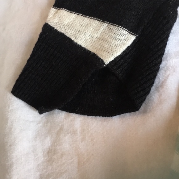 Anthropologie lightweight sweater, size MP - Picture 3 of 9